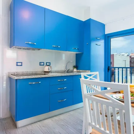 C.riva Apartament.