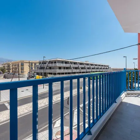 C.riva Apartament. *